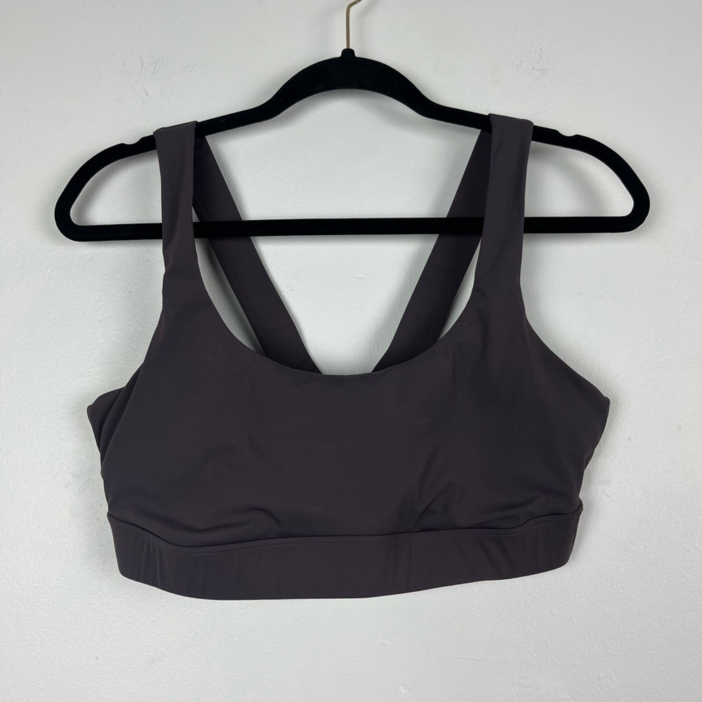 Vuori Womens purple sports bra medium